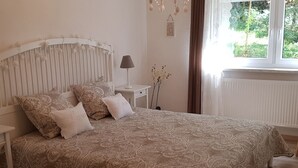 Ferienhaus | 2 Schlafzimmer, individuell eingerichtet