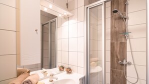 Unclassified image, 5 of 30, button - Beautiful Apartment With Swimming Pool in Lukowitz (Ludmannsdorf)