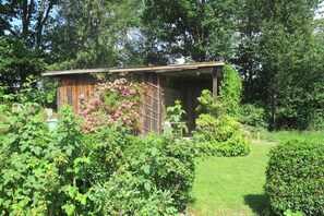 House | Taman