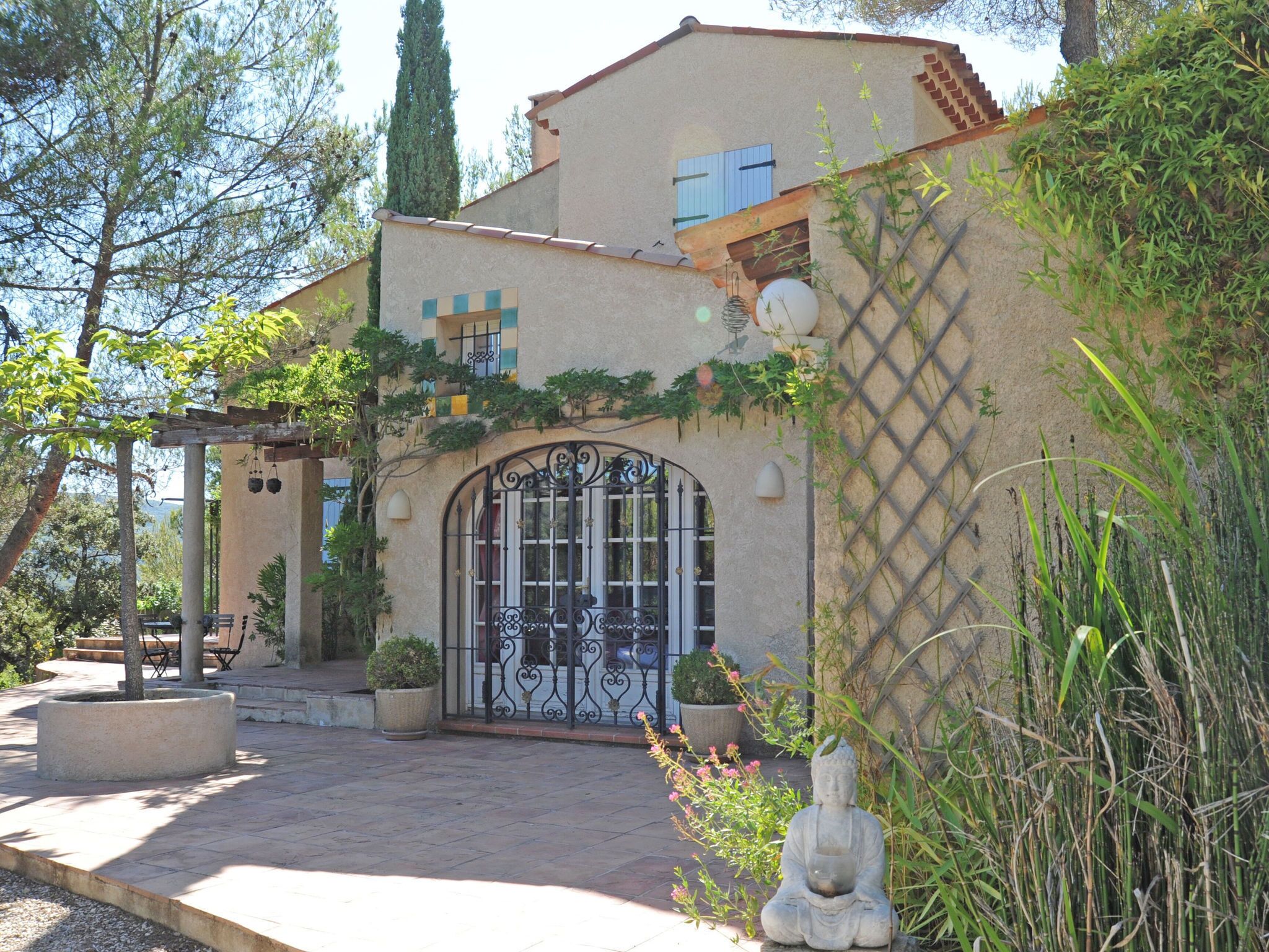 Villa | Exterior