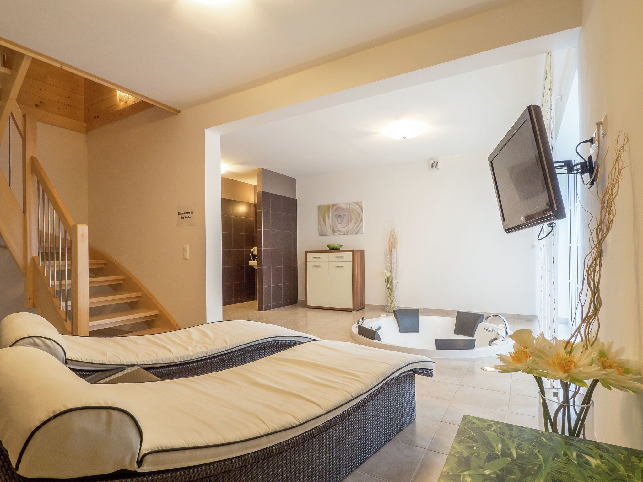 2 bedrooms, individually furnished, bed sheets