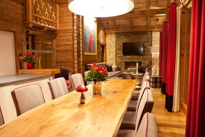 Chalet | Interior detail