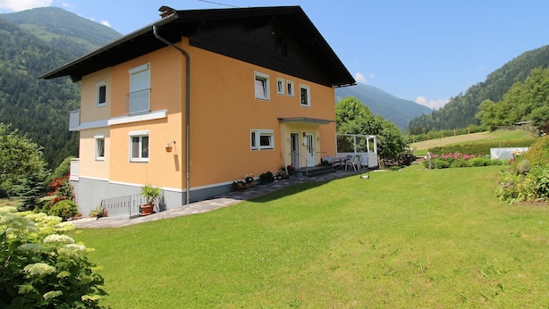 Exterior - Modern Apartment in Kolbnitz With Terrace (Reisseck)