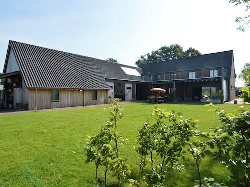 Magnificent Holiday Home in Arendonk With Terrace, Garden