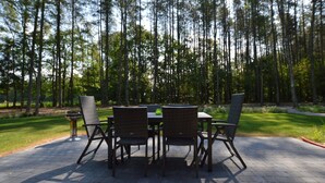 Unclassified image, 2 of 24, button - Beautifully Furnished Chalet With a Huge Garden in the Middle of Nature (Beerse)