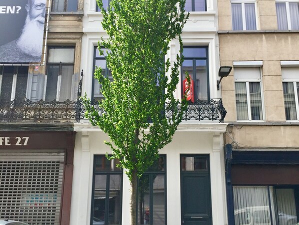 Apartment | Exterior - New and Unique City Studio in Antwerp Zuid for 4 People (Antwerp)