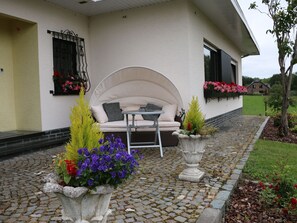 Balcony - Beautiful Villa with Fitness, Sauna, Solarium, Hot Tub, Massage Showers (Amel)