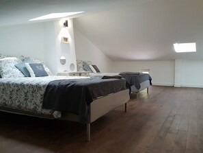 House | 2 bedrooms, individually furnished, bed sheets - Villa in Meounes-les-montrieux (Meounes-les-Montrieux)