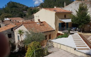 House | Exterior - Villa in Meounes-les-montrieux (Meounes-les-Montrieux)