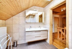 House | Bathroom