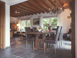 Dining - Quaint Holiday Home in Ravels With Garden (Ravels)