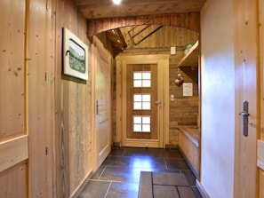 Meja sambut tetamu