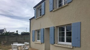 House | Balcony