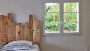 3 bedrooms, individually furnished, bed sheets