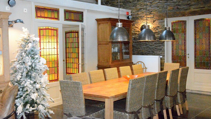 Spacious Holiday in Bievre