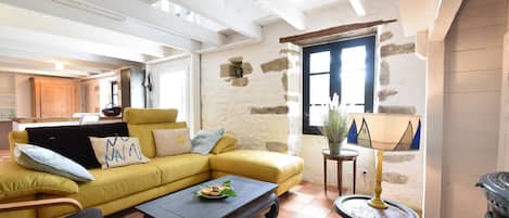 House | Living room