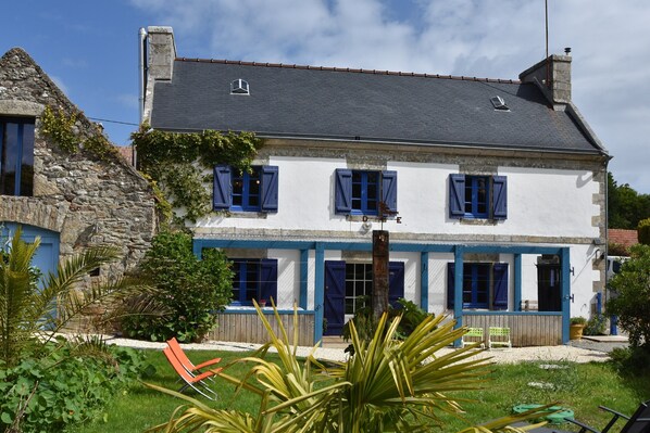 Exterior - Brittany Escape With Garden (Cleden-Cap-Sizun)