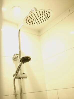 Appartamento, 2 camere da letto | Bagno | Asciugamani