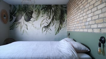 Cottage | 2 bedrooms, individually furnished, iron/ironing board