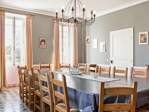 Dining - Vintage Mansion in Caupenne-d'armagnac With Private Swimming Pool (Caupenne-d'Armagnac)