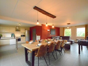 Dining - Elegant Child Friendly Villa in Berismenil near Forest (La Roche-en-Ardenne)