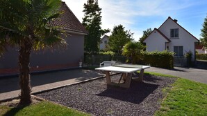 House | Balcony - Quaint Holiday Home in Groffliers With Swimming Pool (Groffliers)