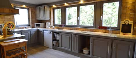 House | Private kitchen | Stovetop