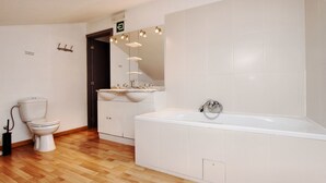 House | Bathroom