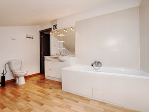 House | Bathroom