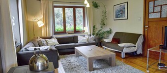 Peaceful Garden Home, Chevron