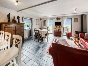 House | Living room