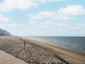 Villa | View from property - Luxury Villa with Sauna & Hot Tub in Middelkerke (Middelkerke)