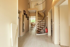 Villa | Interior - Luxury Villa with Sauna & Hot Tub in Middelkerke (Middelkerke)