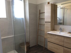 Ferienhaus | Badezimmer