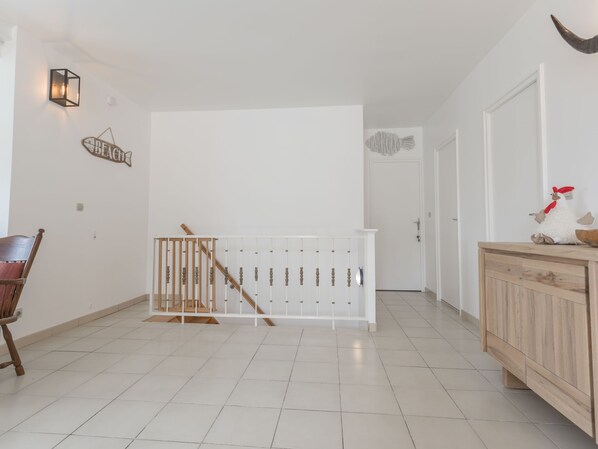 Interior - Modern Villa With Private Pool (Pouzols-Minervois)