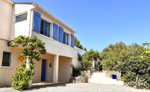Exterior - Modern Villa With Private Pool (Pouzols-Minervois)