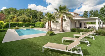 Villa in Occitanie With Private Pool