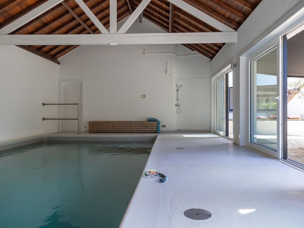 Charming Villa With Indoor Swimming Pool, Near The Beach And Town Centre - Coxyde
