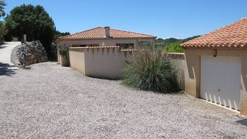 Villa | Exterior