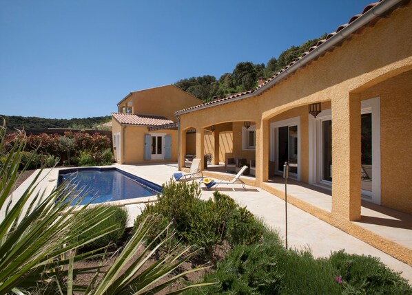 Villa | Pool - Roquebrun Villa With Pool (Roquebrun)