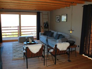 House | Living room