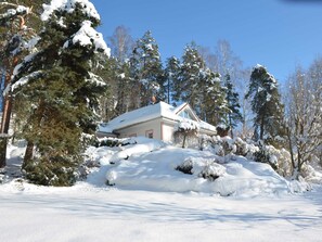 Exterior - Comfortable Detached House With Large Garden (Klokoci)