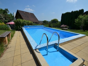 Piscine extérieure