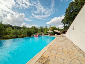 Outdoor pool - Cosy House With Spectacular Views and Private Pool (Touffailles)