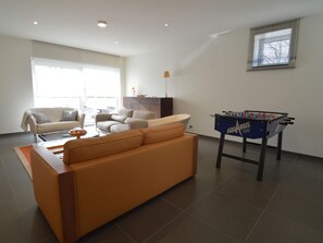 House | Property amenity - Modern Holiday Home in Zottegem with Hot Tub (Zottegem)