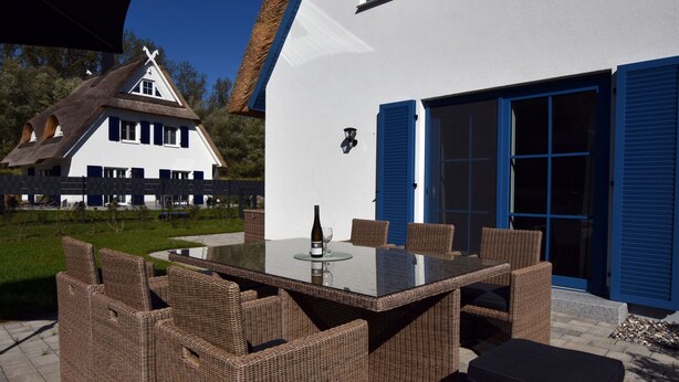 Balcony - Alluring Holiday Home in Rerik near Sea Beach (Rerik)