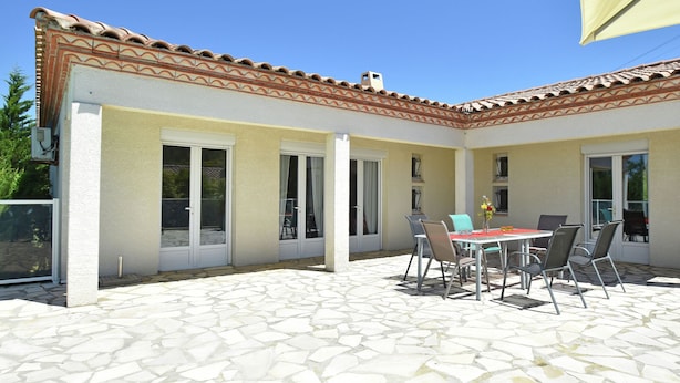 Balcony - Luxurious Villa in Oupia With Private Swimming Pool (Oupia)
