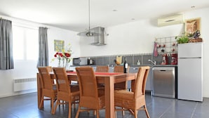 Dining - Luxurious Villa in Oupia With Private Swimming Pool (Oupia)