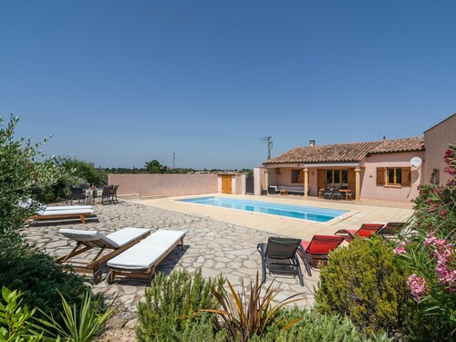Luxury Villa With Private Swimming Pool in Castelnau-d'aude