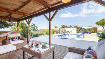 Villa | Balcony